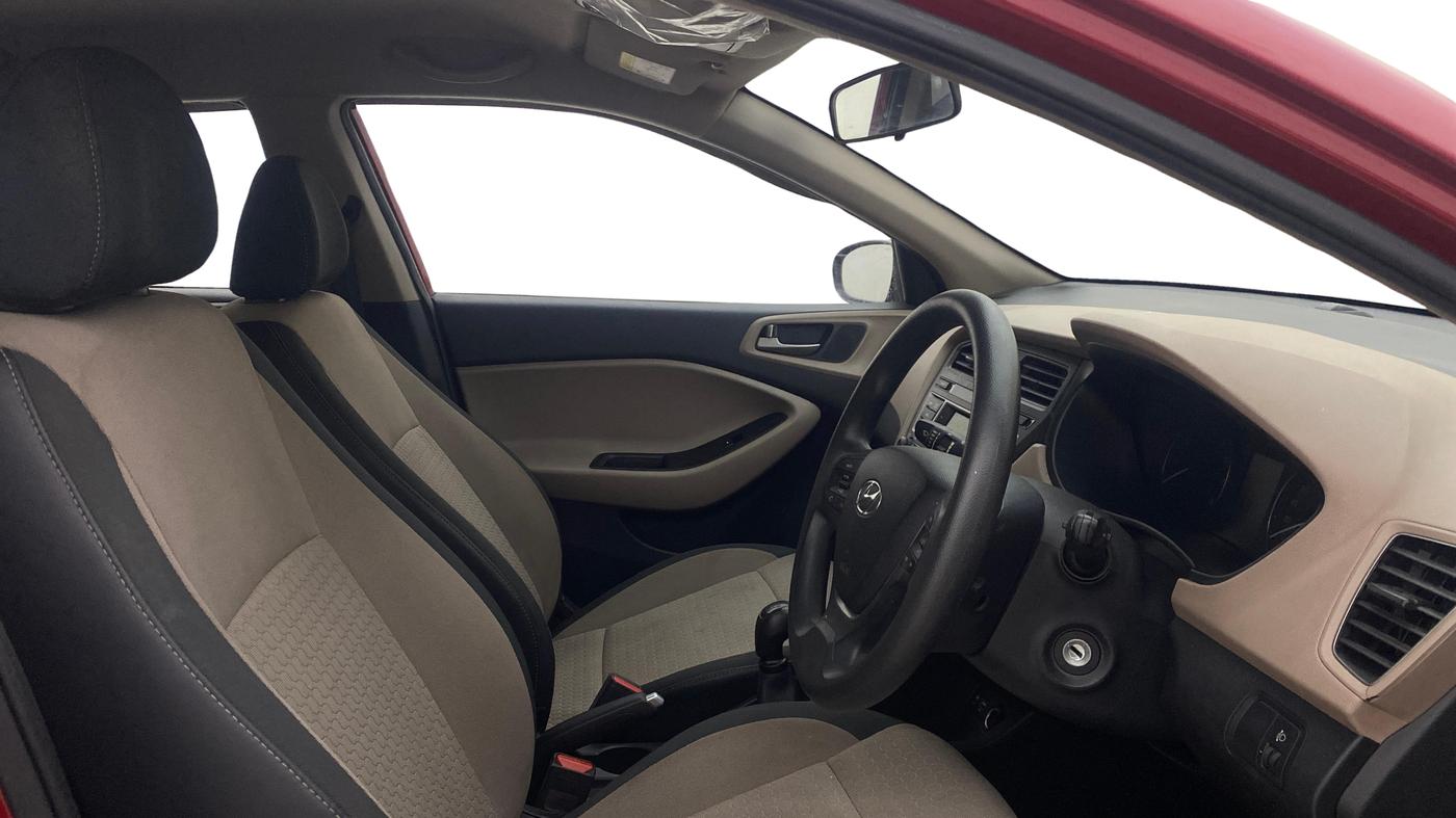 2017 Hyundai Elite i20 SPORTZ 1.2, Petrol, Manual, 56,227 km, Right Side Front Door Cabin