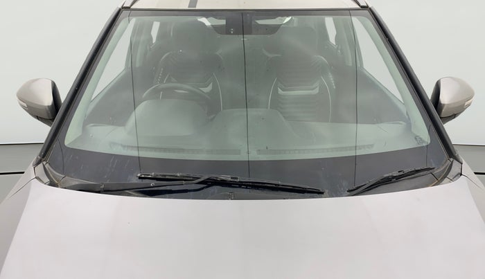 2017 Maruti Vitara Brezza ZDI PLUS, Diesel, Manual, 40,680 km, Front Windshield