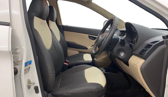 2017 Hyundai Eon MAGNA +, Petrol, Manual, 50,408 km, Right Side Front Door Cabin