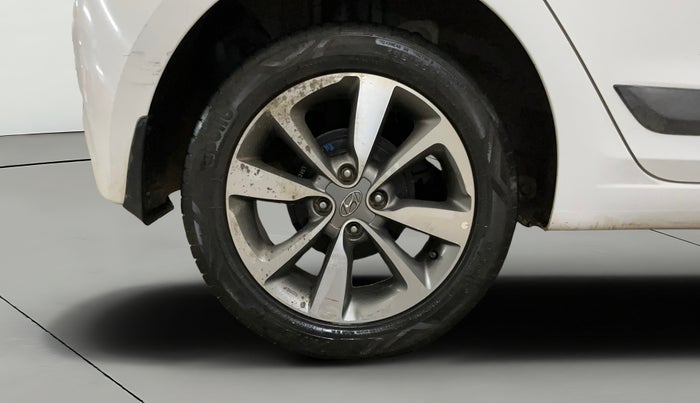 2016 Hyundai Elite i20 ASTA 1.2, Petrol, Manual, 15,786 km, Right Rear Wheel