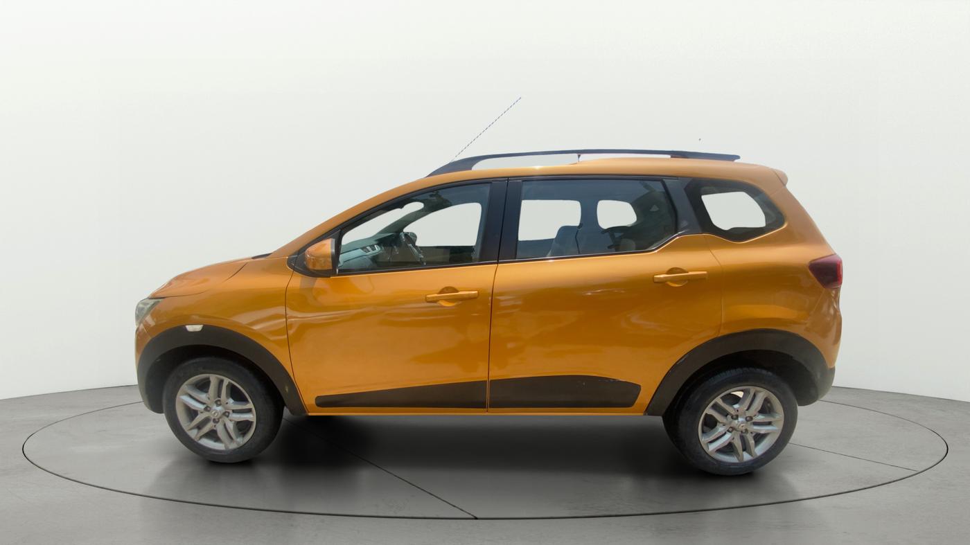 2020 Renault TRIBER RXZ AMT, Petrol, Automatic, 43,968 km, Left Side