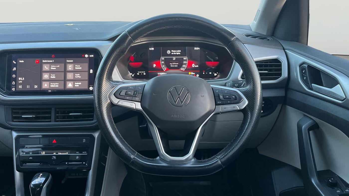 2021 Volkswagen TAIGUN GT PLUS 1.5 TSI DSG, Petrol, Automatic, 1,13,275 km, Steering Wheel Close Up