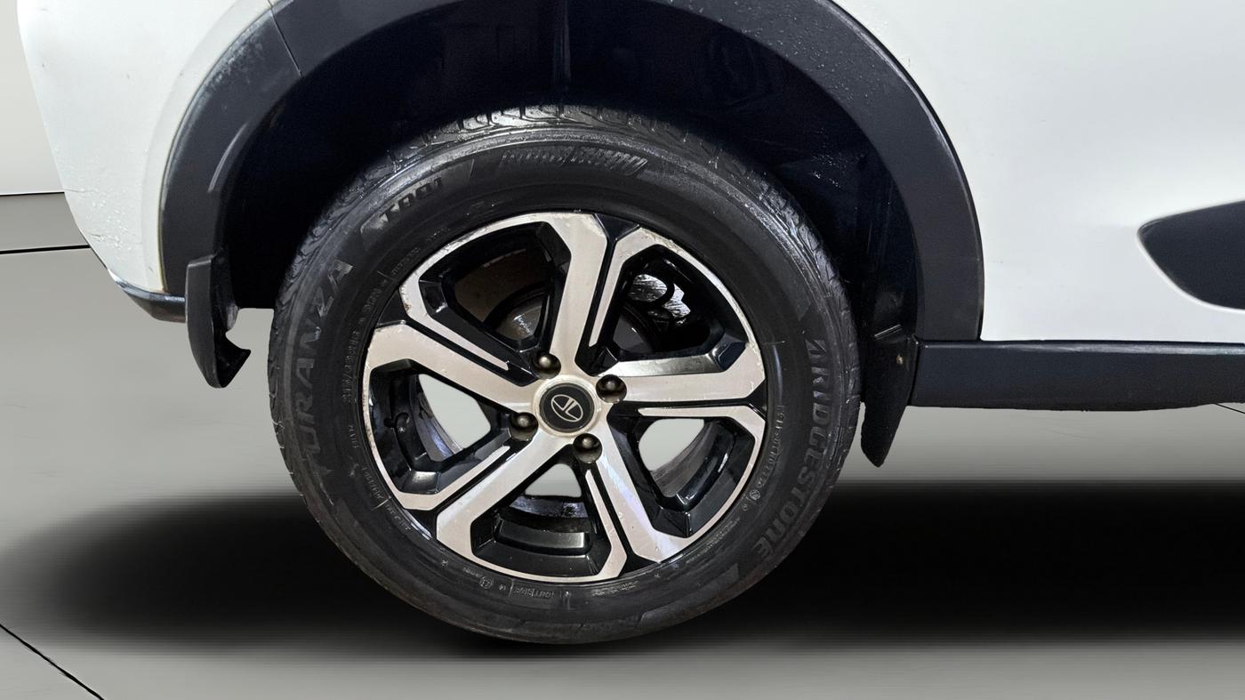 2022 Tata NEXON XZ PLUS PETROL, Petrol, Manual, 38,626 km, Right Rear Wheel