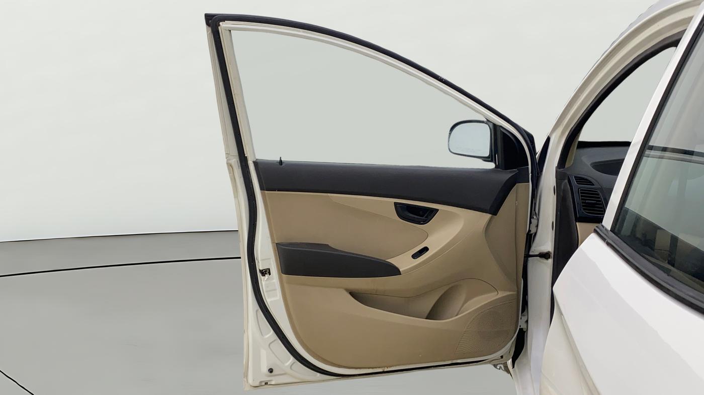 2015 Hyundai Eon ERA +, Petrol, Manual, 1,18,621 km, LHS Front Door