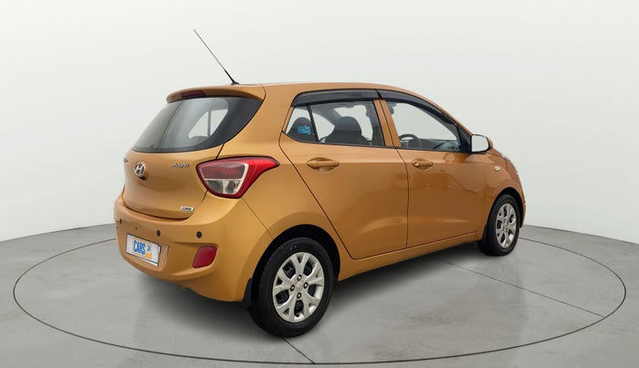 2015 Hyundai Grand i10 MAGNA 1.1 CRDI, Diesel, Manual, 75,672 km, Right Back Diagonal