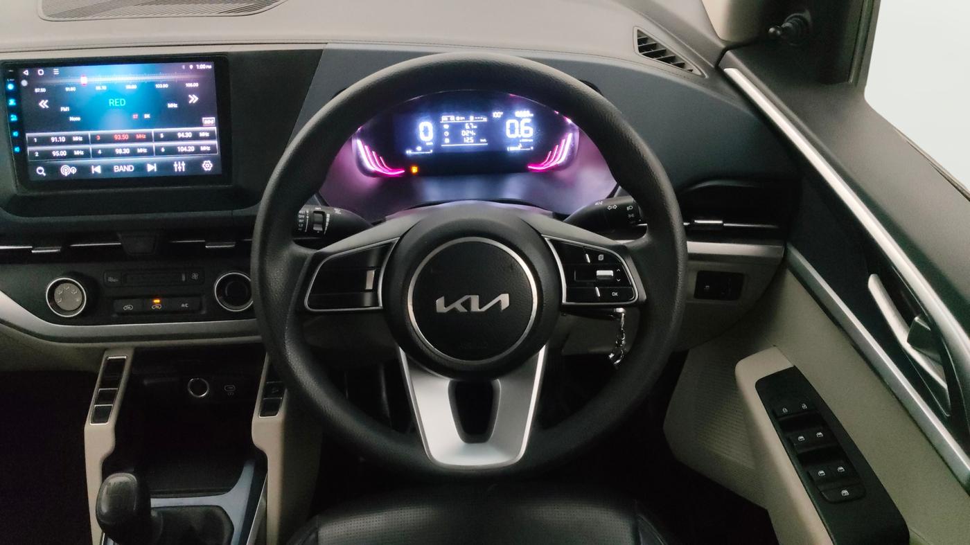 2023 KIA CARENS PREMIUM 1.5 PETROL 7 STR, Petrol, Manual, 16,676 km, Steering Wheel Close Up