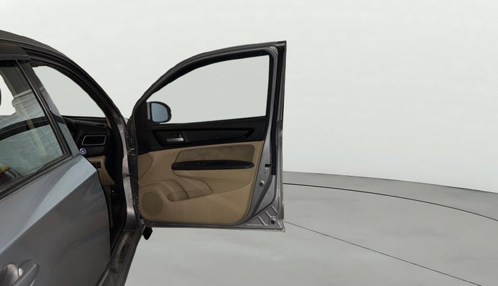 2018 Honda Amaze 1.2L I-VTEC V, Petrol, Manual, 1,11,878 km, RHS Front Door