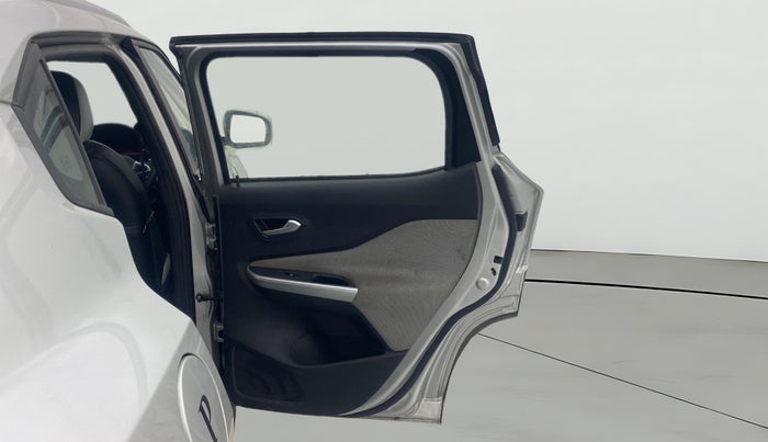 2022 Nissan MAGNITE XV MT, Petrol, Manual, 10,122 km, RHS Rear Door