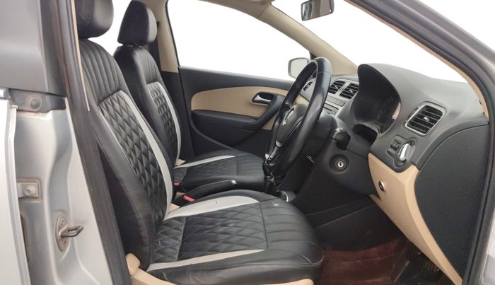 2015 Volkswagen Polo HIGHLINE1.2L, CNG, Manual, 83,337 km, Right Side Front Door Cabin