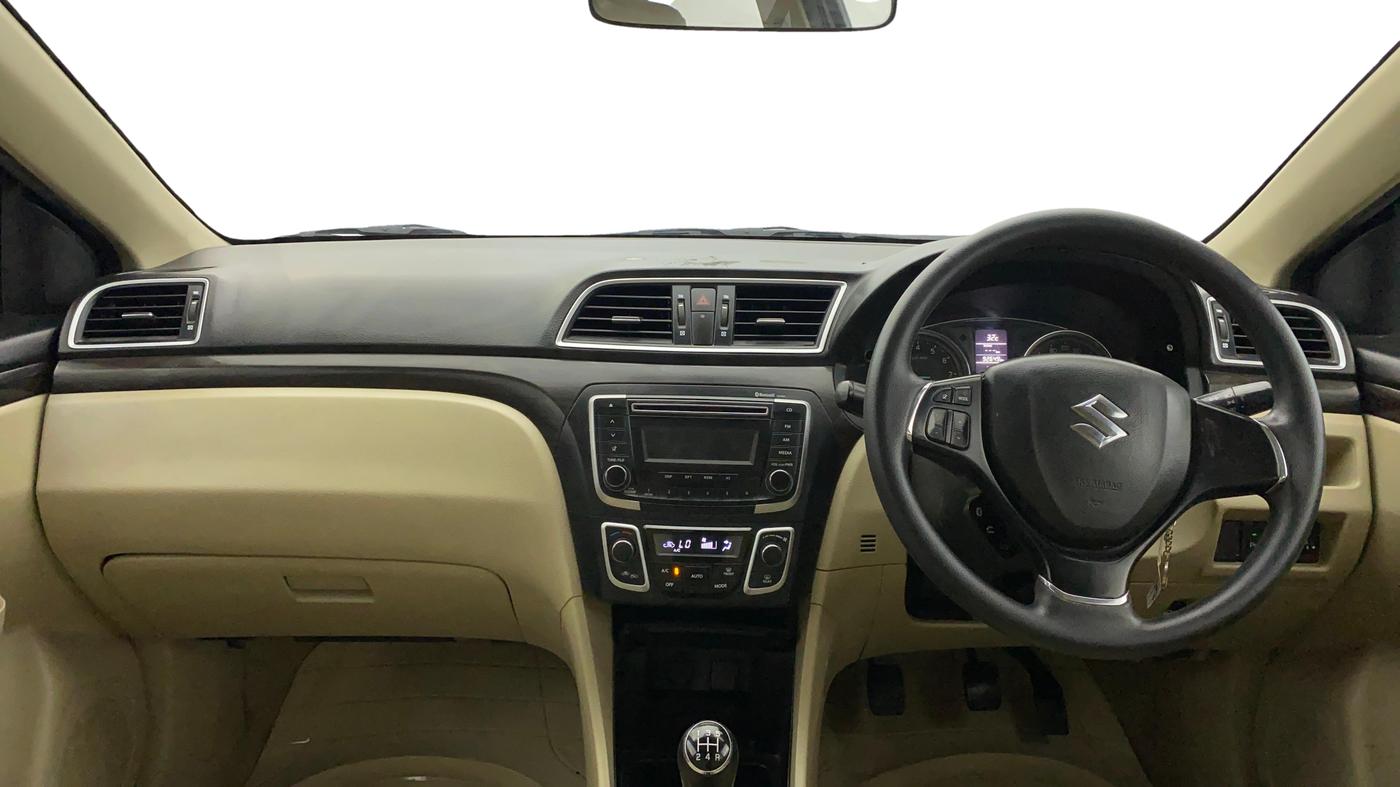 2017 Maruti Ciaz DELTA 1.4 MT PETROL, Petrol, Manual, 92,709 km, Dashboard