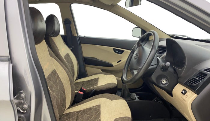 2014 Hyundai Eon ERA +, CNG, Manual, 1,13,374 km, Right Side Front Door Cabin