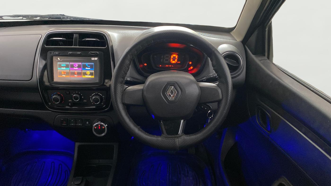 2017 Renault Kwid RXT 1.0 AMT (O), Petrol, Automatic, 22,161 km, Steering Wheel Close Up