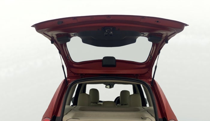 2014 Nissan Terrano XL (P), Petrol, Manual, 1,24,832 km, Boot Door Open