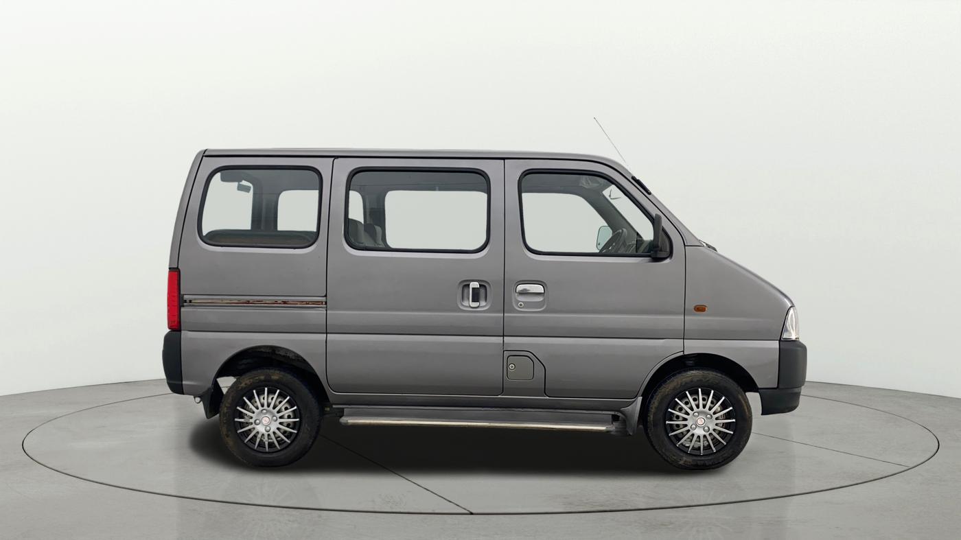2022 Maruti Eeco 5 STR AC, Petrol, Manual, 28,263 km, Right Side View