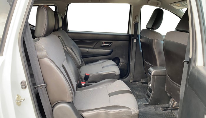 2021 Maruti XL6 ZETA MT, Petrol, Manual, 52,393 km, Right Side Rear Door Cabin