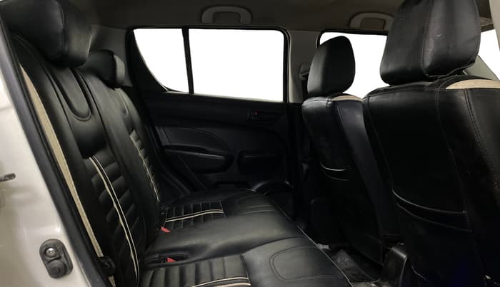 2016 Maruti Swift LXI (O), CNG, Manual, 66,959 km, Right Side Rear Door Cabin