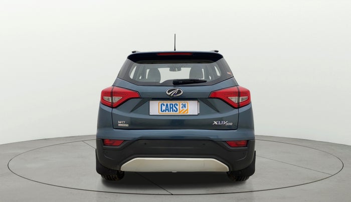 2021 Mahindra XUV300 W8 (O) 1.2 PETROL AMT, CNG, Automatic, 39,619 km, Back/Rear