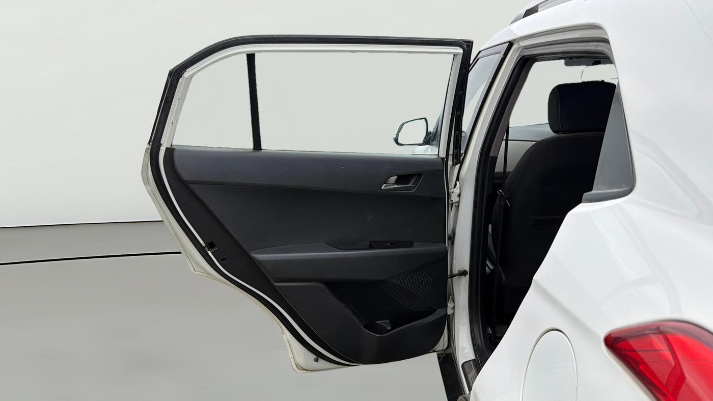 2015 Hyundai Creta SX PLUS 1.6 PETROL, Petrol, Manual, 66,754 km, LHS Rear Door