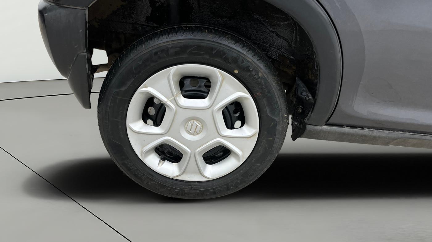 2021 Maruti S PRESSO VXI PLUS AMT, Petrol, Automatic, 29,935 km, Right Rear Wheel