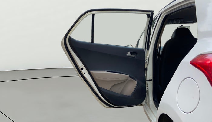 2014 Hyundai Grand i10 SPORTZ 1.2 KAPPA VTVT, Petrol, Manual, 32,024 km, LHS Rear Door