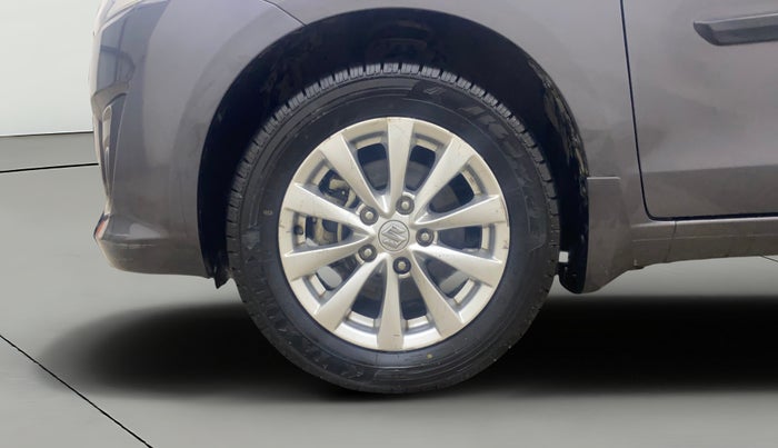 2014 Maruti Ertiga ZXI, Petrol, Manual, 67,372 km, Left Front Wheel