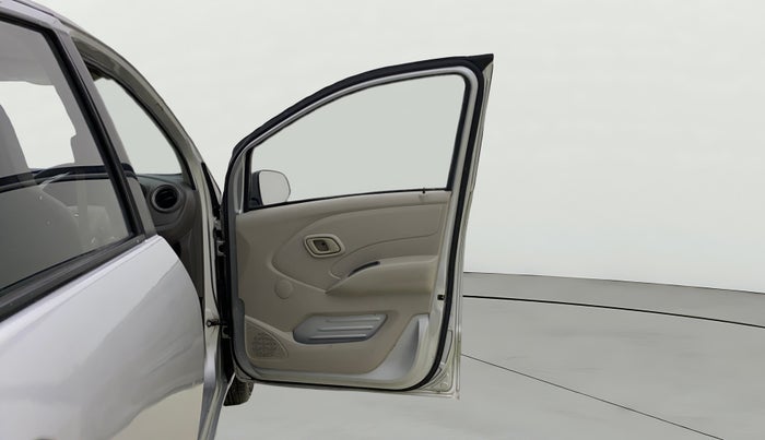 2016 Datsun Redi Go T (O), Petrol, Manual, 58,519 km, RHS Front Door