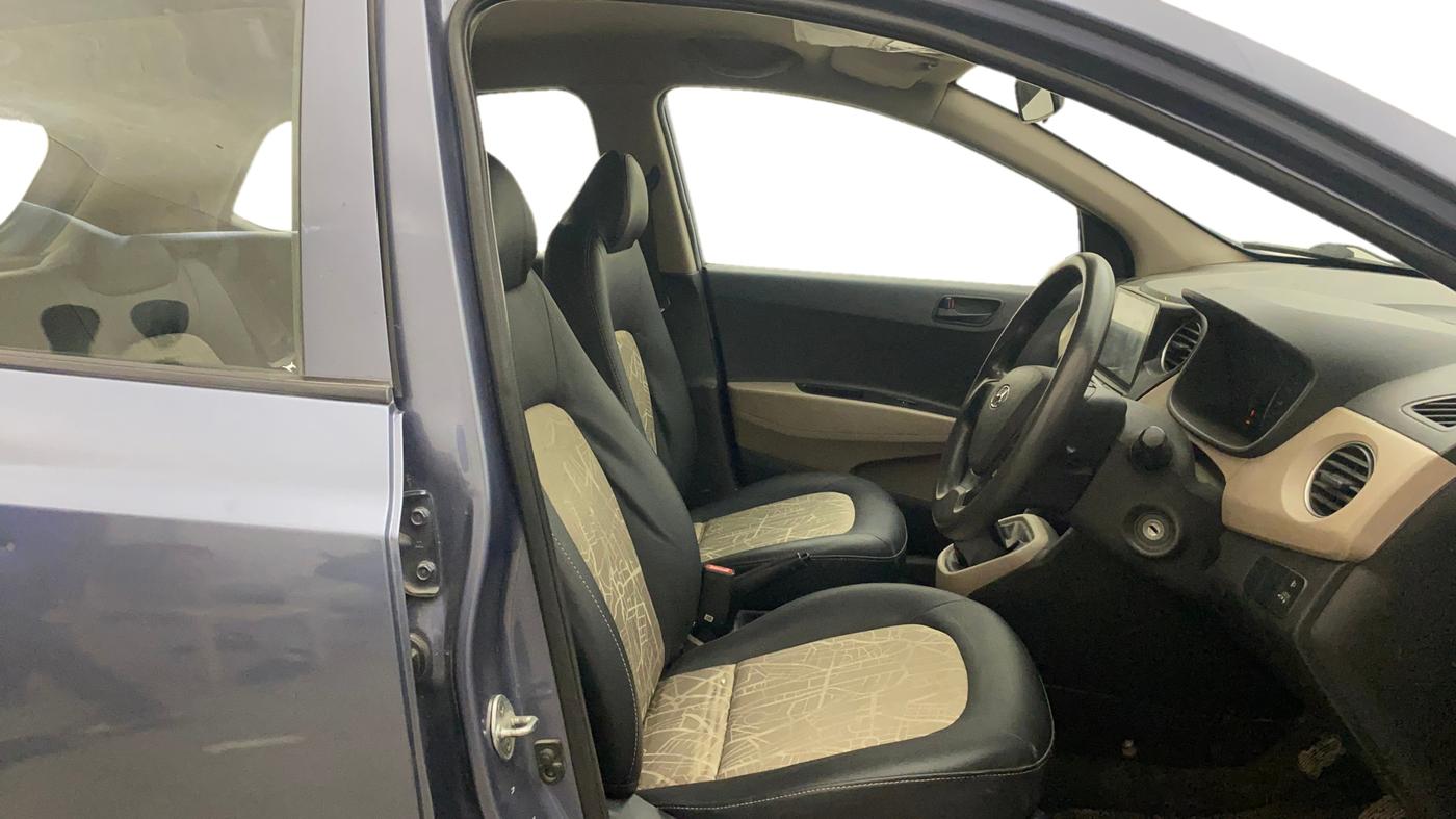 2017 Hyundai Grand i10 MAGNA 1.2 KAPPA VTVT, Petrol, Manual, 1,17,296 km, Right Side Front Door Cabin