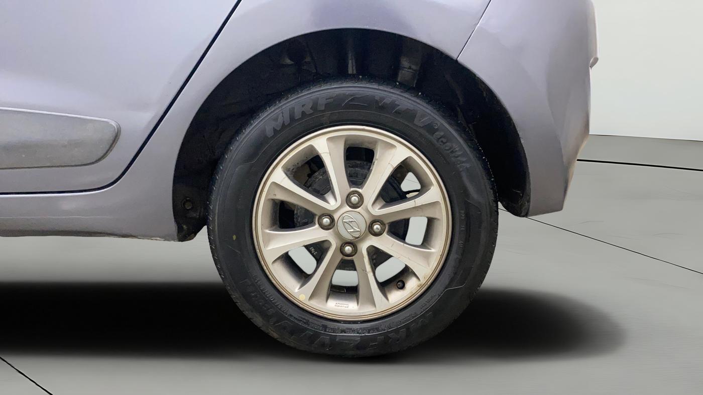 2016 Hyundai Grand i10 ASTA AT 1.2 KAPPA VTVT, Petrol, Automatic, 96,266 km, Left Rear Wheel