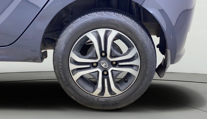 2022 Tata Tiago XT PETROL, Petrol, Manual, 30,077 km, Left Rear Wheel