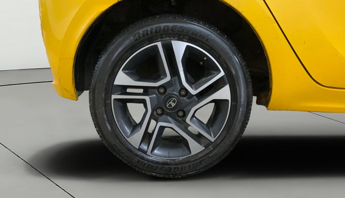 2020 Tata Tiago XZA PLUS PETROL, Petrol, Automatic, 28,897 km, Right Rear Wheel