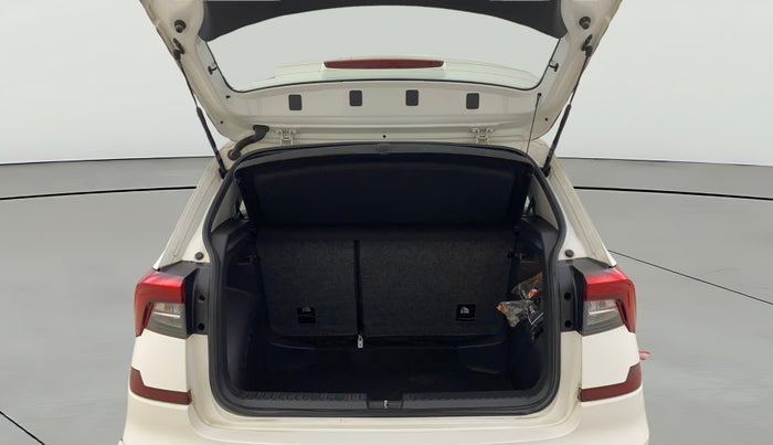 2021 Skoda KUSHAQ AMBITION 1.0L TSI MT, Petrol, Manual, 47,872 km, Boot Open Zoomed View