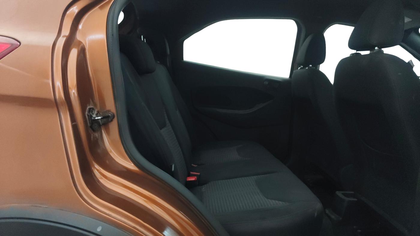 2020 Ford FREESTYLE TITANIUM PLUS 1.5 DIESEL, Diesel, Manual, 77,182 km, Right Side Rear Door Cabin