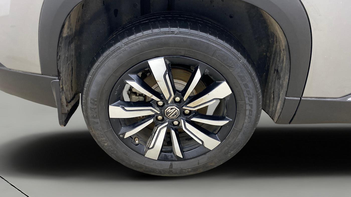 2019 MG HECTOR SHARP HYBRID 1.5 PETROL, Petrol, Manual, 20,358 km, Right Rear Wheel