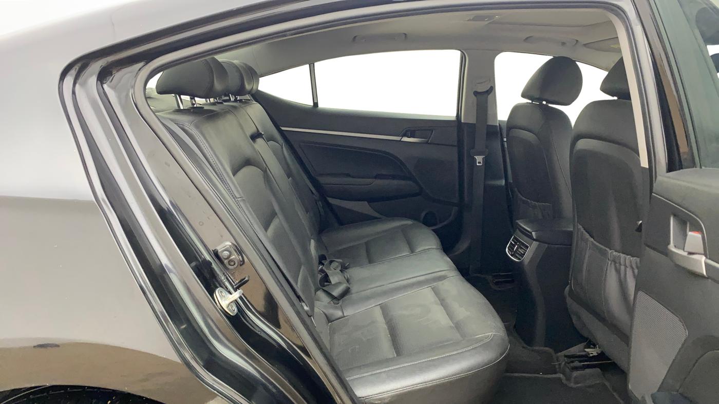 2017 Hyundai New Elantra 2.0 SX(O) AT PETROL, Petrol, Automatic, 1,07,632 km, Right Side Rear Door Cabin