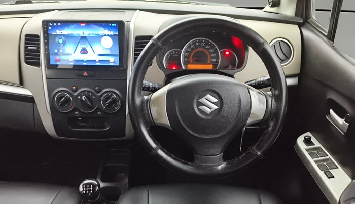 2013 Maruti Wagon R 1.0 VXI, Petrol, Manual, 50,763 km, Steering Wheel Close Up