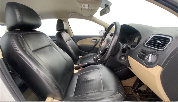 2016 Volkswagen Polo HIGHLINE1.2L, Petrol, Manual, 97,298 km, Right Side Front Door Cabin