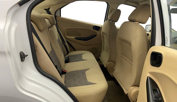 2016 Ford Figo Aspire TITANIUM 1.2 PETROL, Petrol, Manual, 62,201 km, Right Side Rear Door Cabin