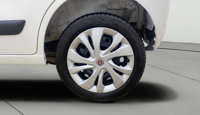 2016 Maruti Wagon R 1.0 VXI, Petrol, Manual, 1,11,054 km, Left Rear Wheel