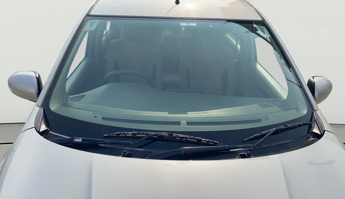 2019 Maruti Ertiga ZXI SHVS, Petrol, Manual, 92,458 km, Front Windshield