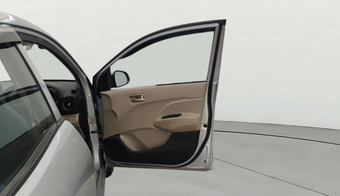 2018 Hyundai NEW SANTRO SPORTZ AMT, CNG, Automatic, 43,478 km, RHS Front Door