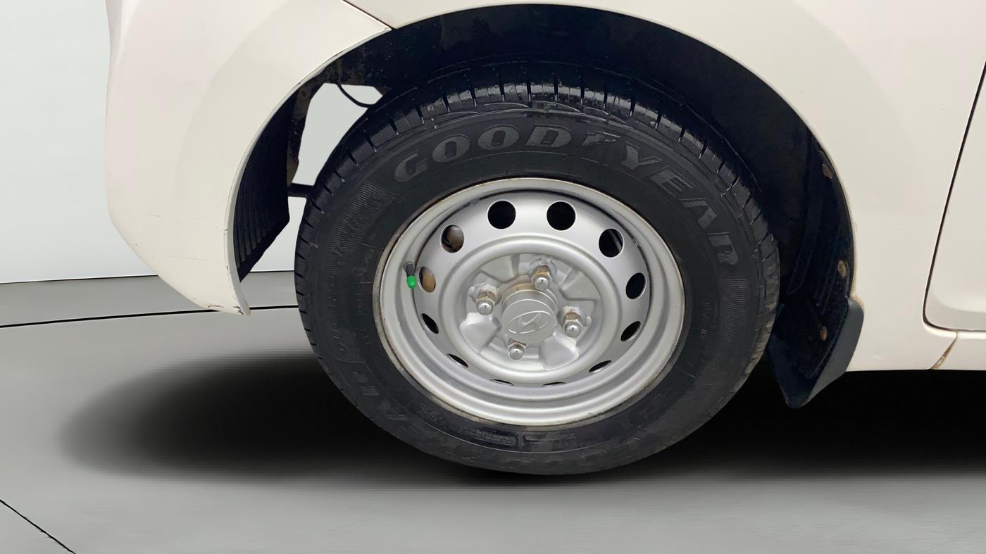 2013 Hyundai Eon ERA +, Petrol, Manual, 21,354 km, Left Front Wheel
