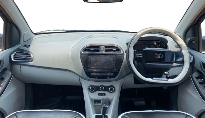 2025 Tata Tiago XTA PETROL, Petrol, Automatic, 8,571 km, Dashboard