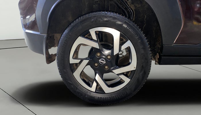 2021 Nissan MAGNITE XV TURBO CVT DUAL TONE, Petrol, Automatic, 1,02,983 km, Right Rear Wheel