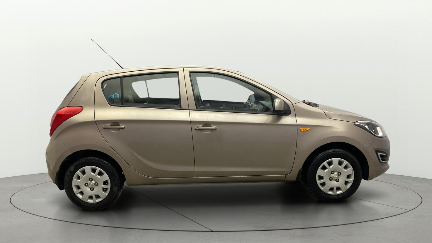2013 Hyundai i20 MAGNA 1.2, Petrol, Manual, 29,754 km, Right Side View