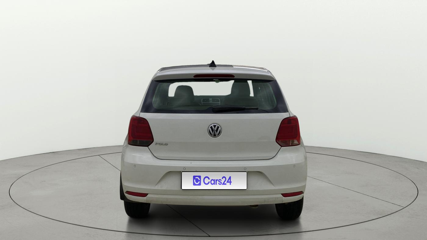 2016 Volkswagen Polo HIGHLINE1.2L, Petrol, Manual, 44,803 km, Back/Rear