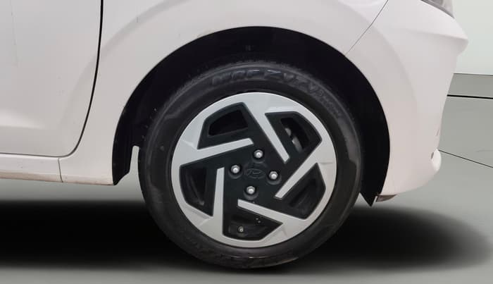 2024 Hyundai GRAND I10 NIOS Sportz 1.2 HY-CNG Duo, CNG, Manual, 7,006 km, Right Front Wheel