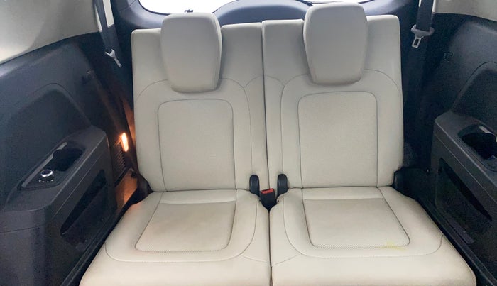 2022 Tata Safari XZ PLUS, Diesel, Manual, 49,123 km, Third Seat Row ( optional )