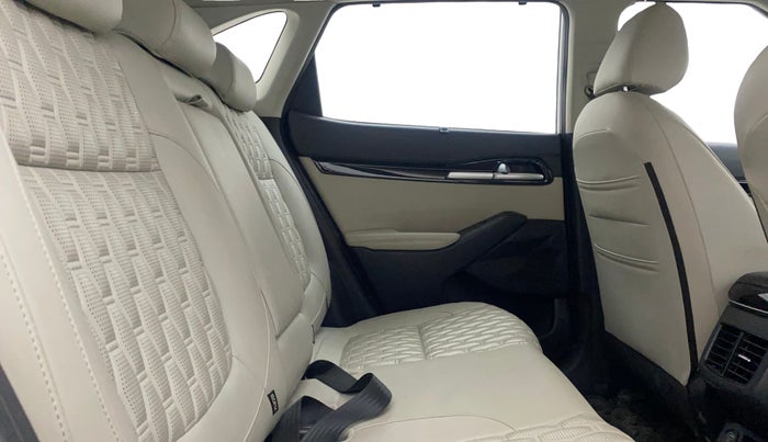 2020 KIA SELTOS HTX IVT 1.5 PETROL, Petrol, Automatic, 80,017 km, Right Side Rear Door Cabin