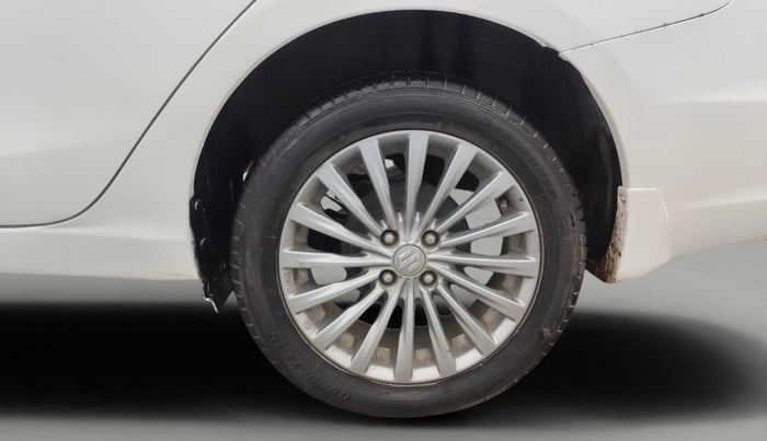 2016 Maruti Ciaz ZDI+ SHVS, Diesel, Manual, 53,124 km, Left Rear Wheel