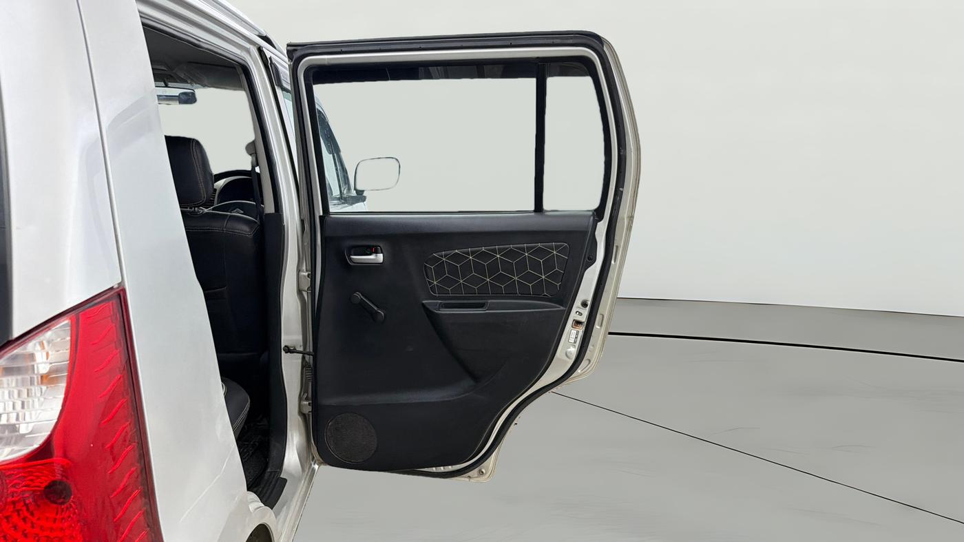 2015 Maruti Wagon R 1.0 LXI, Petrol, Manual, 60,380 km, RHS Rear Door